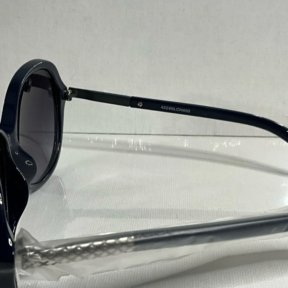 Elegant Black Oversized Sunglasses
